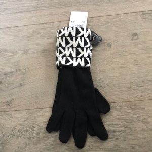 michael kors gloves